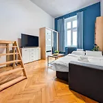 Pomorska Cosy With Mezzanine By Bookinghost Apartmán *
