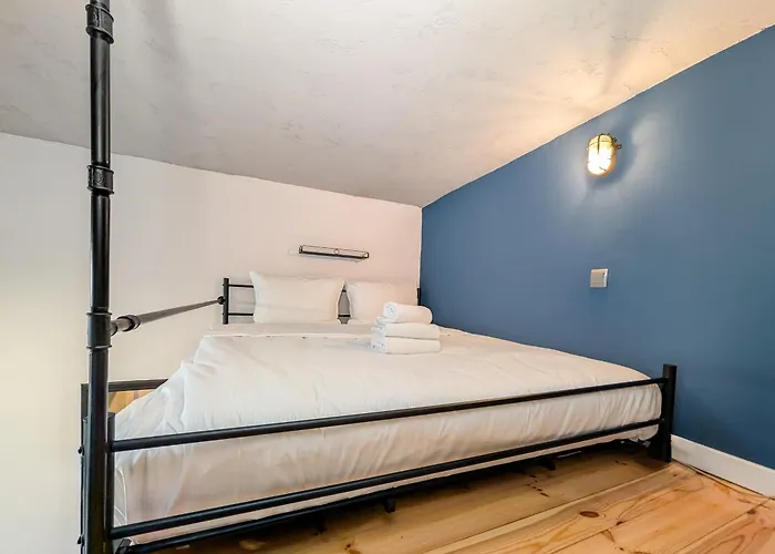 Pomorska Cosy With Mezzanine By Bookinghost Wrocław